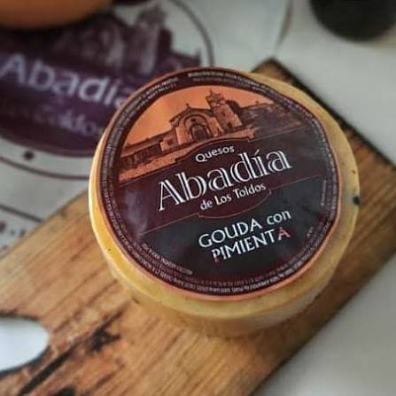 Queso Gouda saborizado pimienta horma x 1 kg aprox.